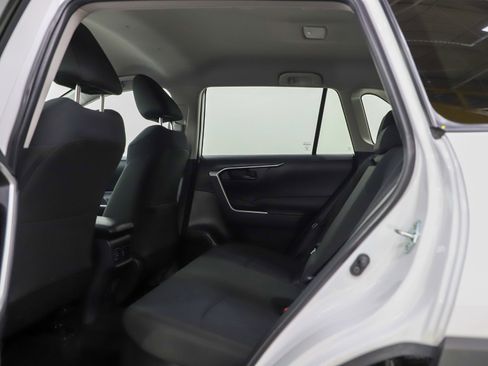 Used 2025 Toyota RAV4 LE AWD/4WD image 19