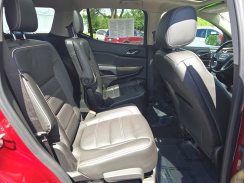 Used 2018 GMC Acadia Denali w/ Technology Package AWD/4WD image 32