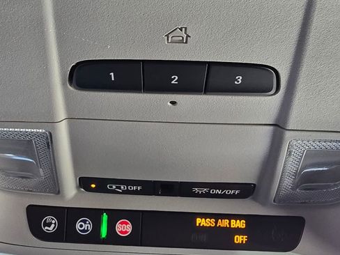 Used 2019 Chevrolet Equinox LT image 32