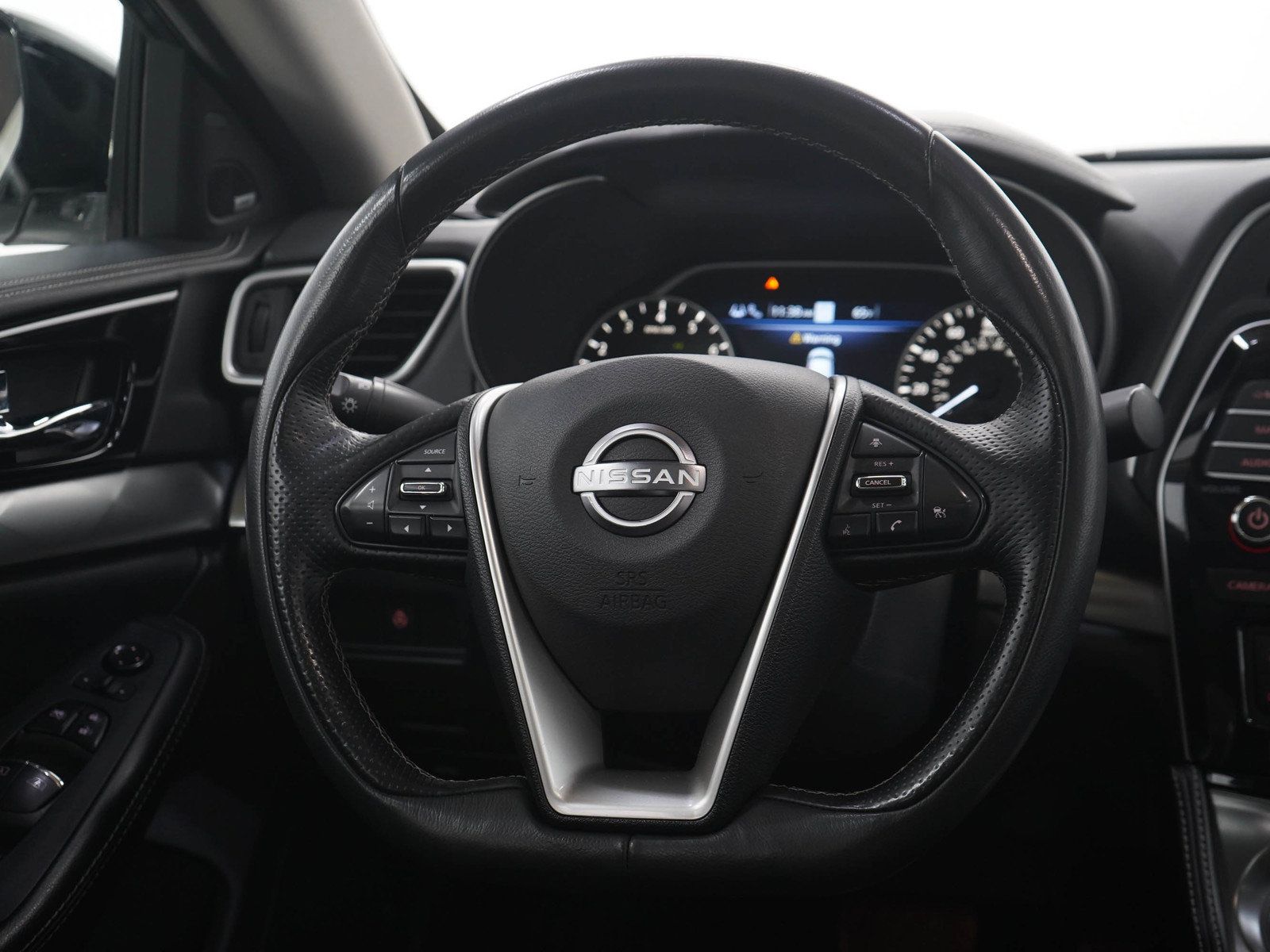Used 2023 Nissan Maxima SL FWD image 15