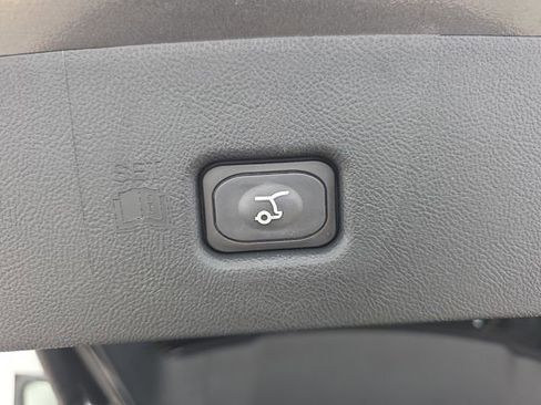 Used 2022 Lincoln Nautilus Reserve AWD/4WD image 33
