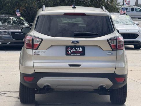 Used 2018 Ford Escape SE AWD/4WD image 6