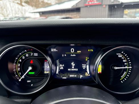 Used 2022 Jeep Wrangler Unlimited Sahara w/ Safety Group image 37