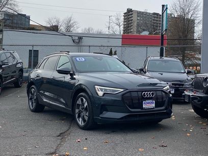 Used 2021 Audi e-tron Premium w/ Convenience Plus Package