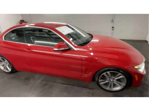 Used 2018 BMW 430i Convertible image 2