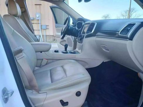 Used 2015 Jeep Grand Cherokee Limited image 30