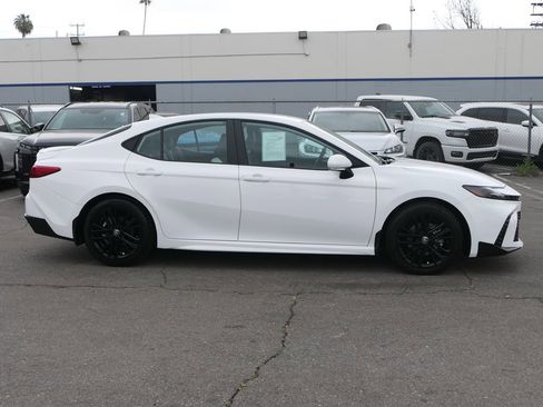 Used 2025 Toyota Camry SE w/ Multimedia Upgrade Package image 3