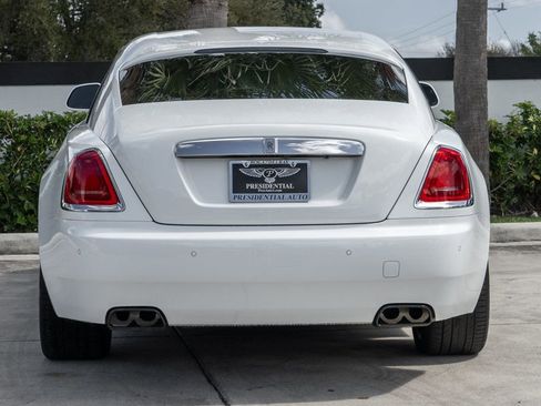 Used 2019 Rolls-Royce Wraith Coupe image 6