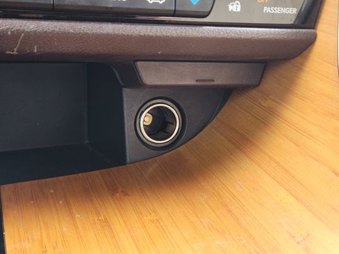 Used 2018 Lexus RX 450h AWD image 29