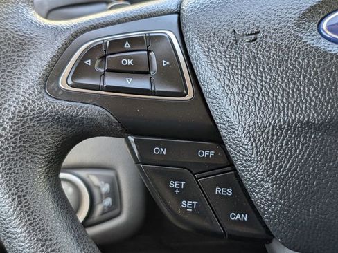 Used 2017 Ford Escape SE image 22