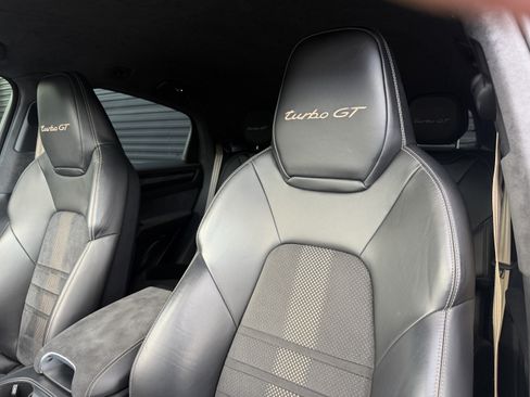 Certified 2023 Porsche Cayenne Turbo GT AWD/4WD image 13