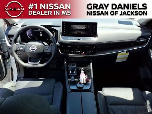 New 2026 Nissan Rogue Platinum AWD/4WD image 14