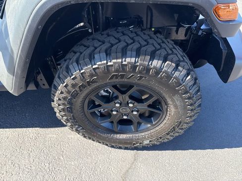 New 2025 Jeep Wrangler Unlimited Sport image 4