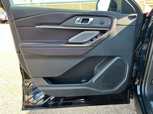 New 2026 Ford Explorer Platinum image 16