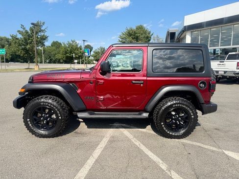 Used 2021 Jeep Wrangler Sport AWD/4WD image 2