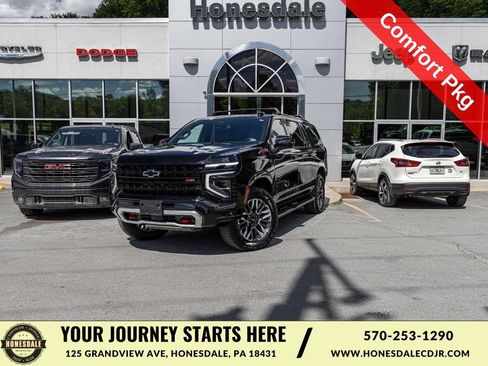 Used 2026 Chevrolet Suburban Z71 w/ Comfort Package AWD/4WD image 1