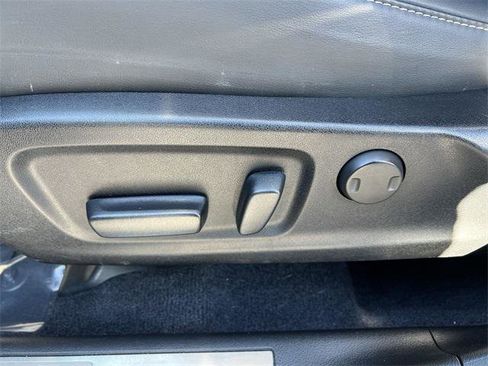 Certified 2022 Lexus RX 450hL AWD w/ Premium Package image 10