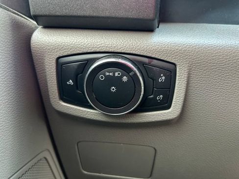 Used 2018 Ford F250 XL w/ Power Equipment Group AWD/4WD image 15
