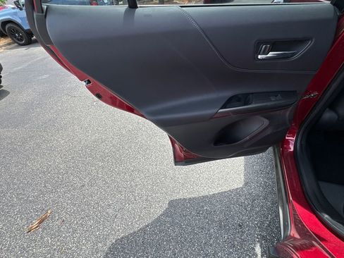 Used 2022 Toyota Venza Limited w/ Advanced Technology Package image 22