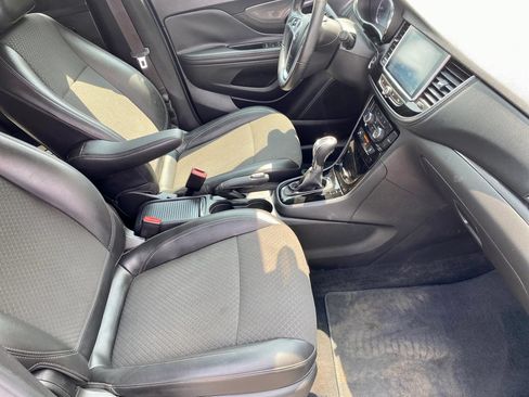 Used 2018 Buick Encore Preferred AWD/4WD image 10