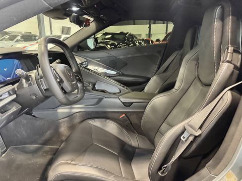 Used 2024 Chevrolet Corvette Stingray Coupe w/ Z51 Performance Package image 24