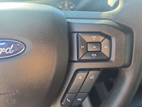 Used 2020 Ford F150 XL w/ Equipment Group 101A Mid AWD/4WD image 17