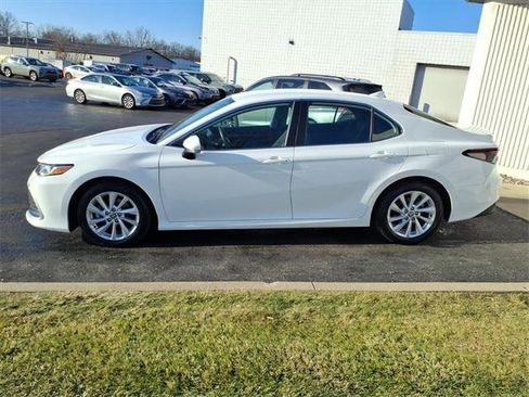 Certified 2023 Toyota Camry LE image 15