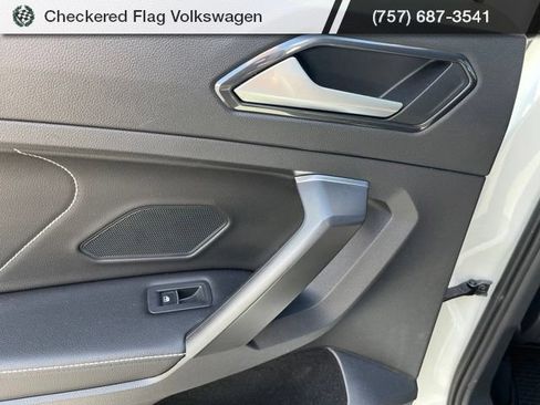 Used 2022 Volkswagen Tiguan SEL R-Line AWD/4WD image 26