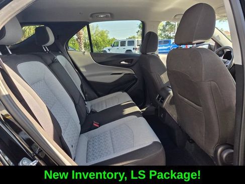 Used 2023 Chevrolet Equinox LS w/ LS Convenience Package FWD image 16
