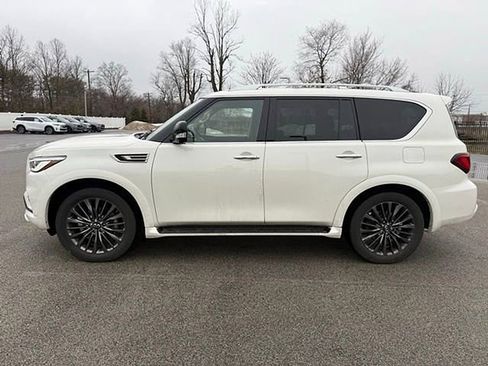 Used 2022 INFINITI QX80 Premium Select w/ Cargo Package image 4