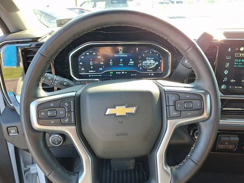Used 2025 Chevrolet Silverado 2500 LT w/ Convenience Package AWD/4WD image 19
