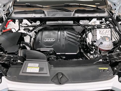 Certified 2023 Audi Q5 2.0T Premium w/ Convenience Package image 30