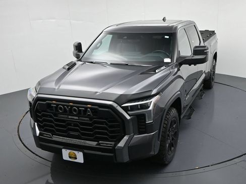 Used 2024 Toyota Tundra Platinum w/ TRD Off-Road Package AWD/4WD image 21