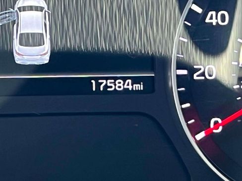 Used 2023 Kia Forte LXS w/ LXS Technology Package image 24