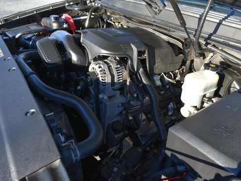 Used 2009 Chevrolet Avalanche LTZ image 50