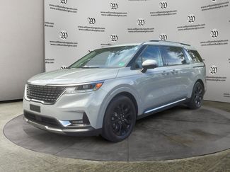 Used 2023 Kia Carnival SX video 1