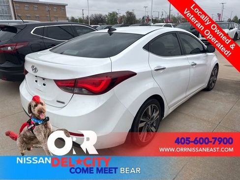 Used 2015 Hyundai Elantra Limited image 6