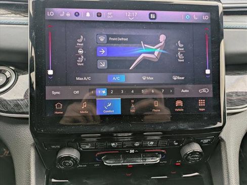 Used 2022 Jeep Grand Cherokee Trailhawk w/ Advanced Protech Group II image 12