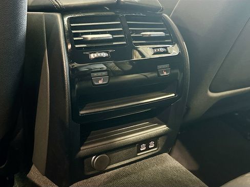 Used 2023 BMW 530e xDrive w/ Executive Package AWD/4WD image 27
