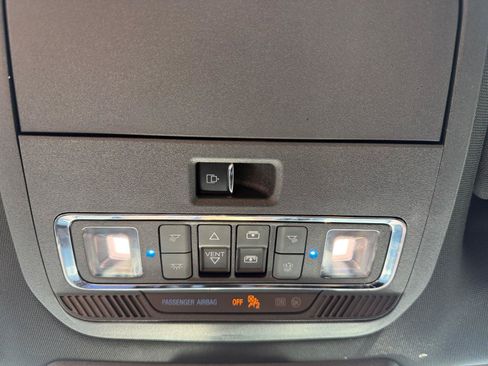 Used 2023 Ford F150 Lariat w/ Equipment Group 502A High AWD/4WD image 17