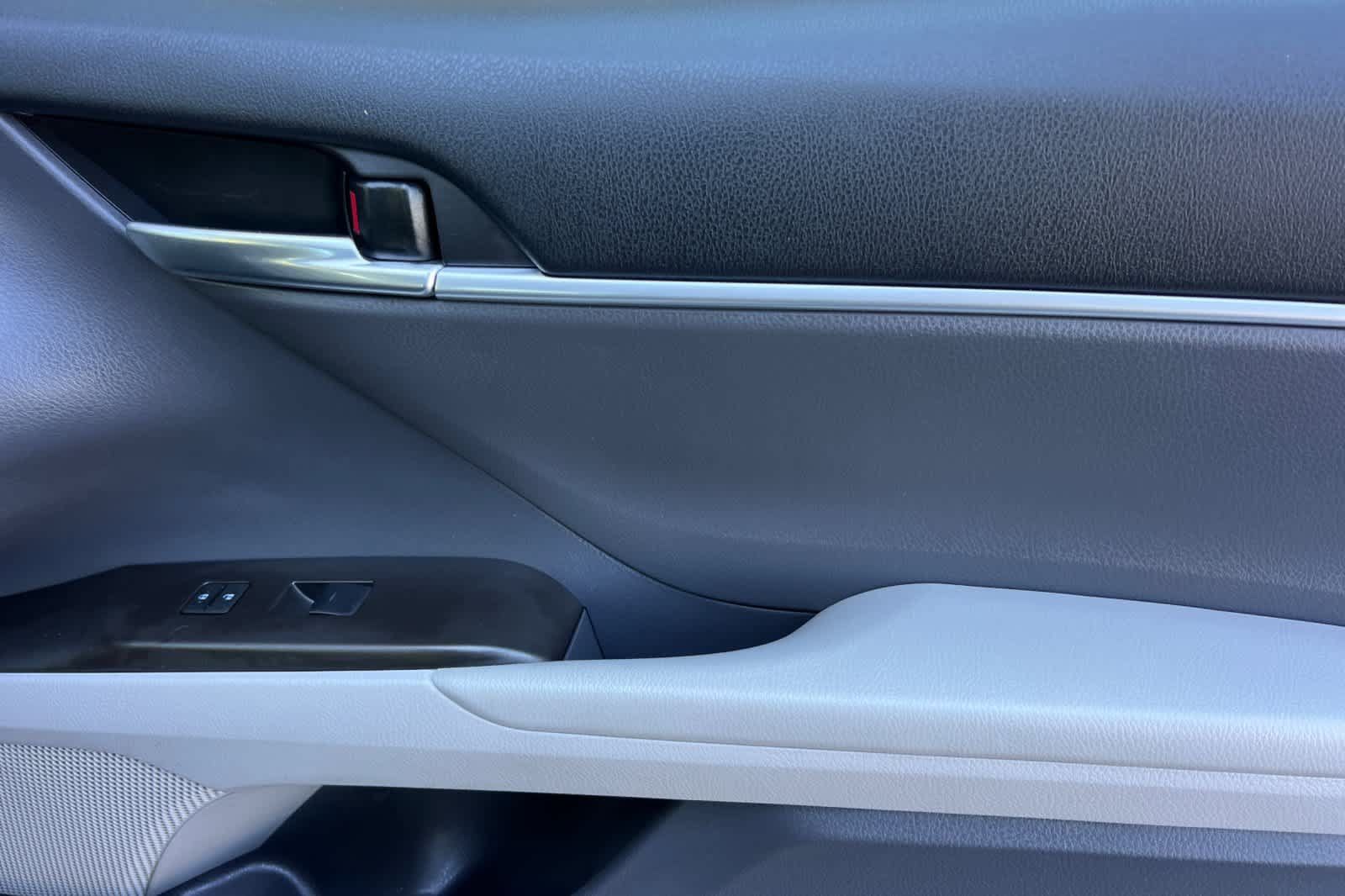 Certified 2023 Toyota Camry LE FWD image 17