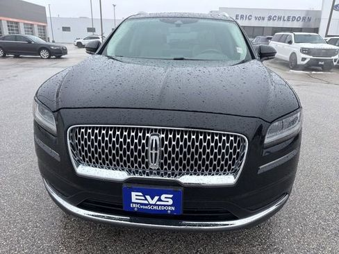 Used 2022 Lincoln Nautilus Reserve image 8