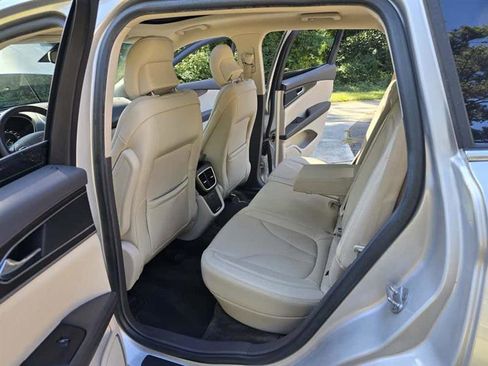 Used 2017 Lincoln MKX Reserve w/ Lincoln MKX Climate Package image 30