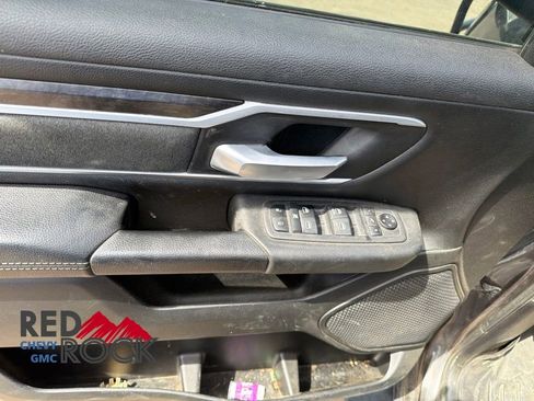 Used 2022 RAM 1500 Big Horn AWD/4WD image 11