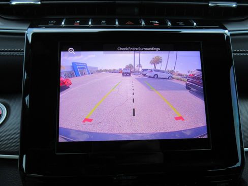 Used 2025 Jeep Grand Cherokee L Laredo RWD image 28