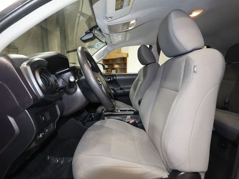 Used 2023 Toyota Tacoma SR image 21