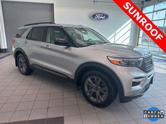 Used 2022 Ford Explorer XLT w/ Equipment Group 202A image 1