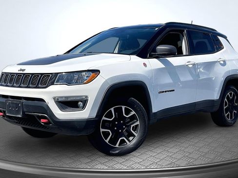 Used 2021 Jeep Compass Trailhawk AWD/4WD image 12