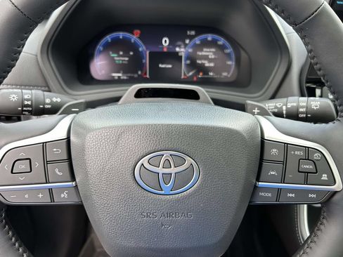 Used 2026 Toyota Grand Highlander AWD image 30