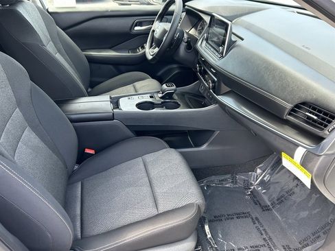 New 2026 Nissan Rogue SV image 10